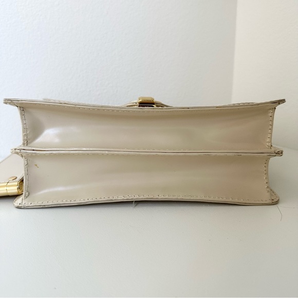 Marc by Marc Jacobs Leather Flap Structured Shoulder Bag in Cream - Picture 8 of 14